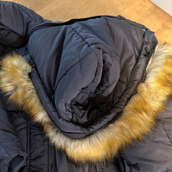 NEW WITH TAGS Spire long ski/snowboarding jacket! - Picture 5 of 9